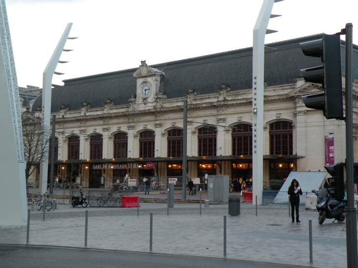  gare ferroviaire Saint-Jean